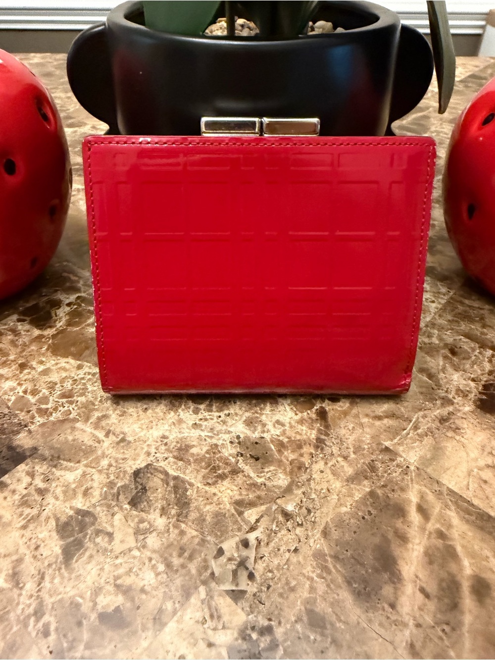 Authentic Burberry Shadow Check Patent Leather Kiss Lock Wallet - Picture 2 of 14